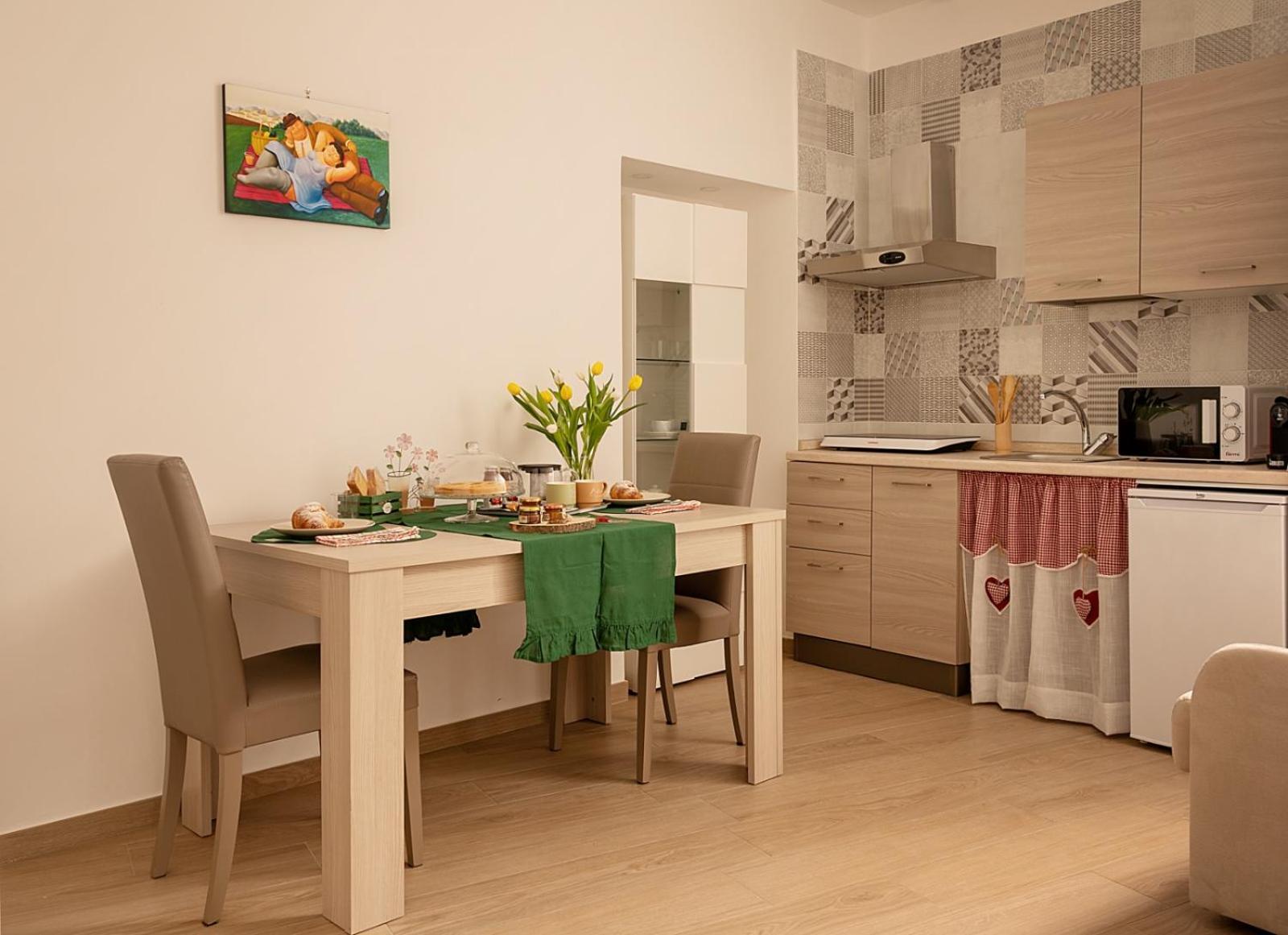 נוצ'רה אינפריורה Domus Cuomo B&B מראה חיצוני תמונה